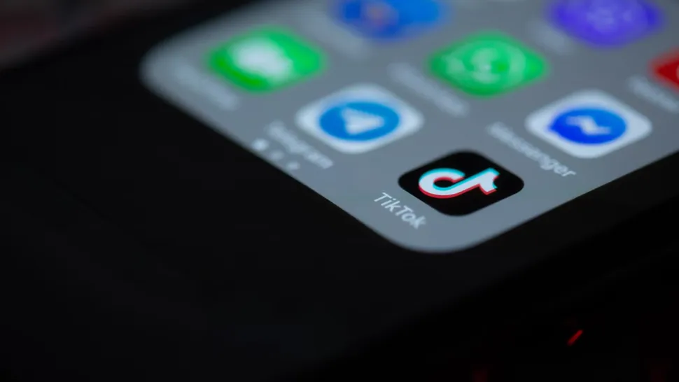 tiktok 新增群聊功能,并为青少年提供了新的安全屏障